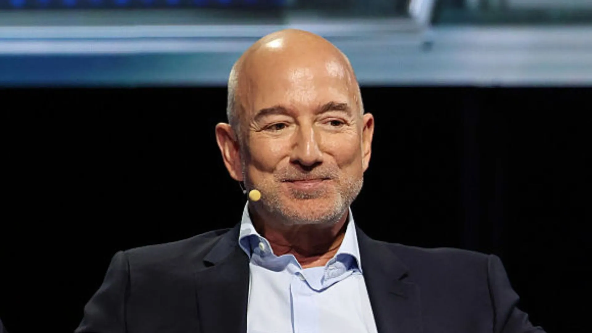 Blue Origin plans satellite swarm to serve data centers, governments