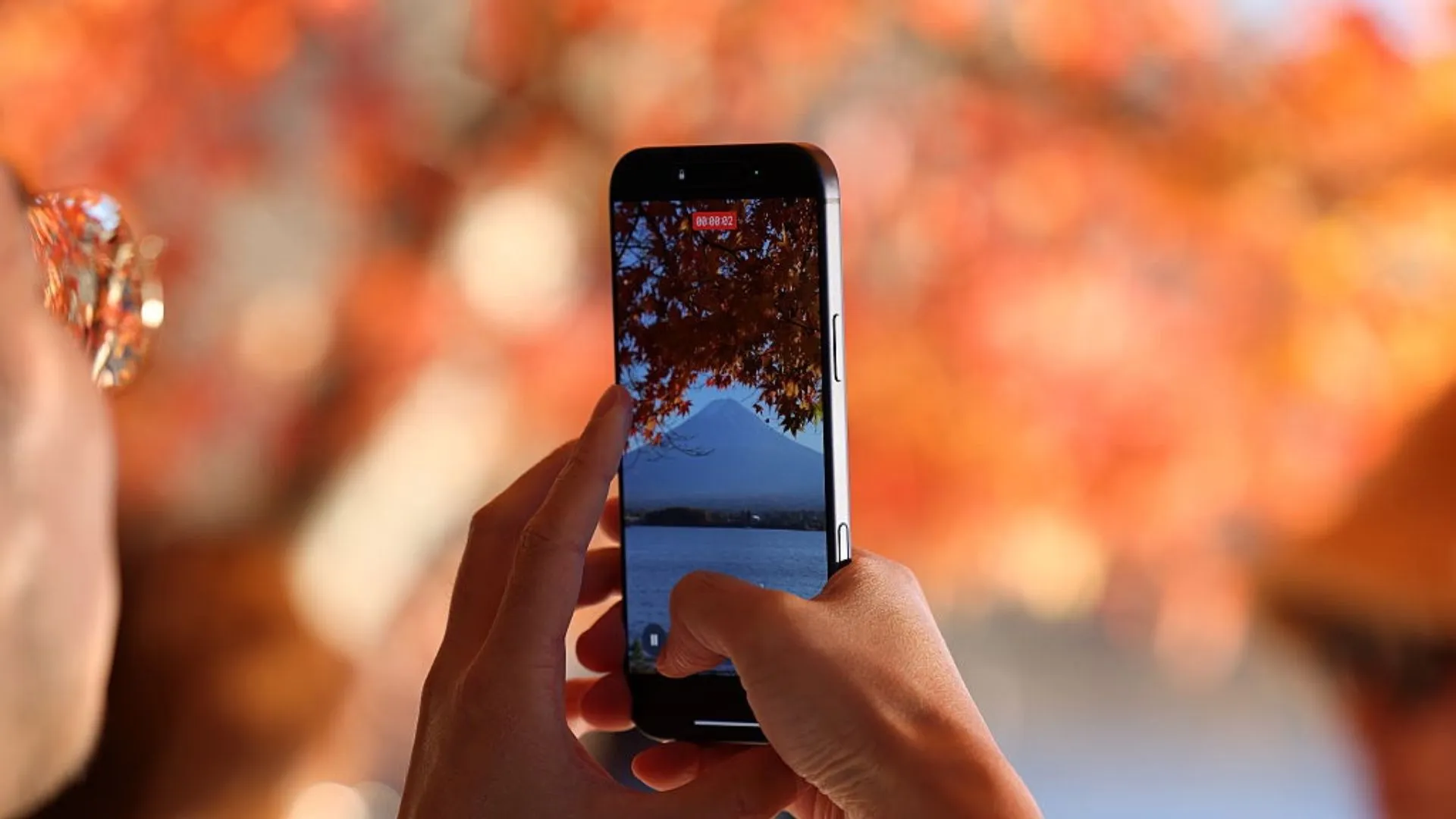 ‘Tiniest earthquakes’ could shrink and speed up future smartphones