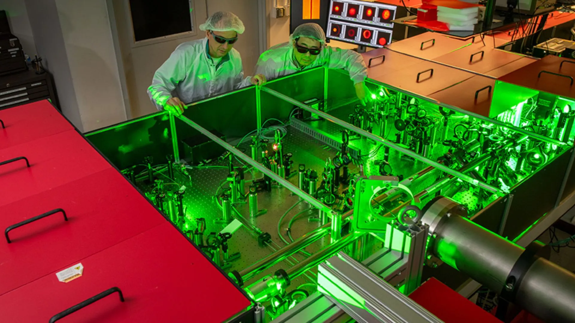 US lab sees first dual-view shockwave to unlock stable nuclear fusion