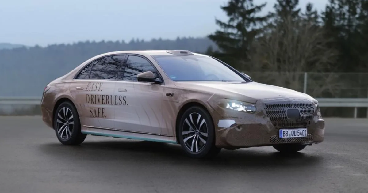 Uber will soon have you riding in style in a driverless Mercedes-Benz S-Class