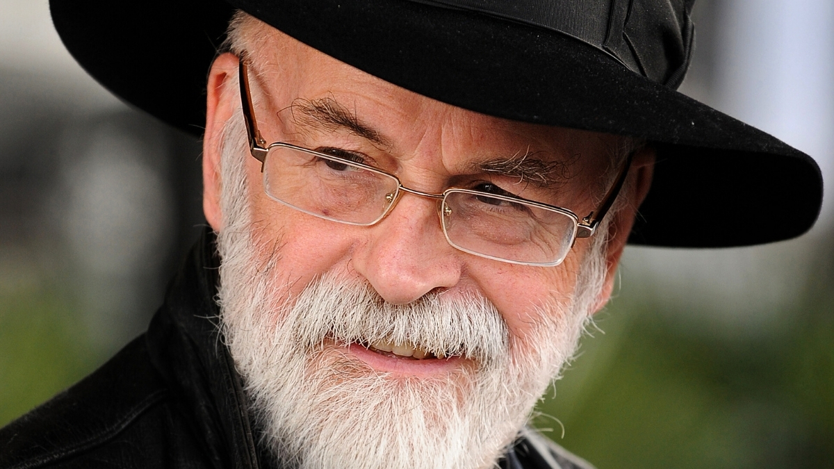 Scientists Found an Early Signal of Dementia Hidden in Terry Pratchett’s Novels : ScienceAlert