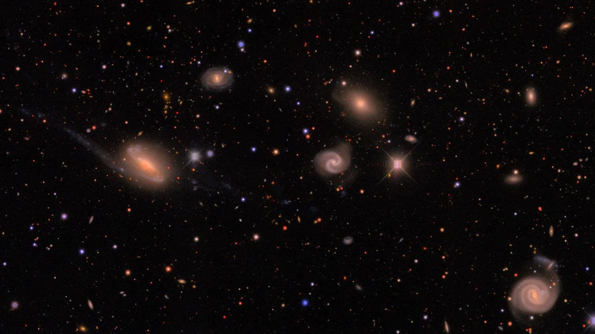 Largest galaxy survey yet confirms that the Universe is not clumpy enough