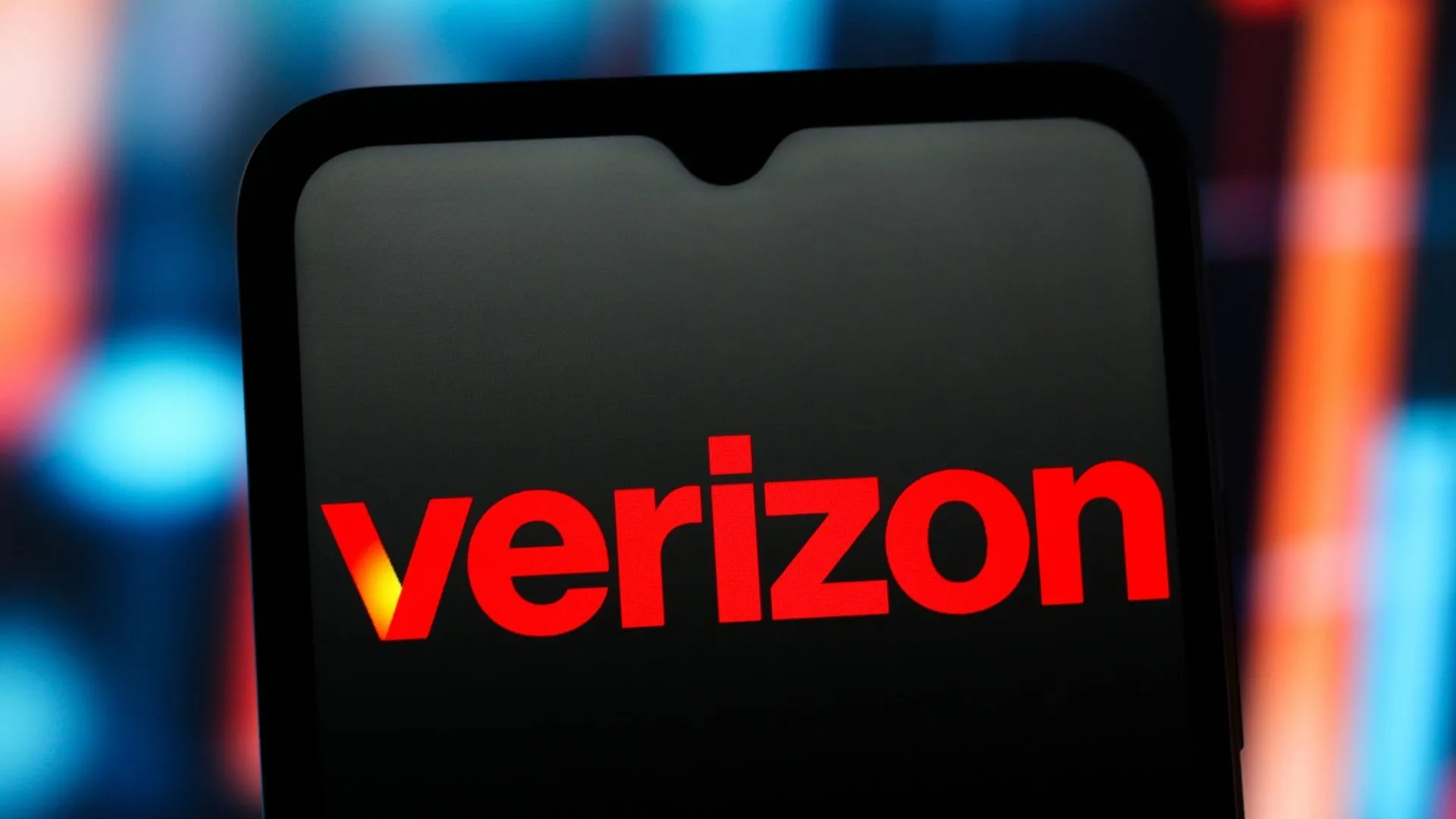 FCC lets Verizon end 60-day unlocking, making switching harder