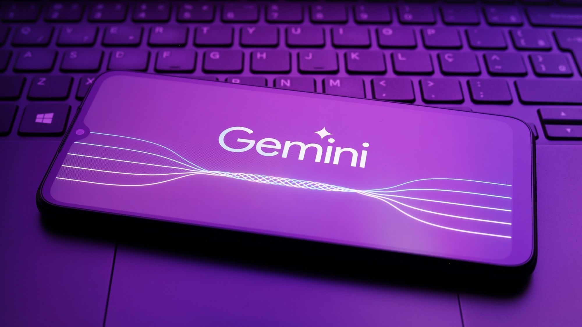 ‘We don’t have any plans to do ads at the moment’ — DeepMind CEO Demis Hassabis says Gemini will stay ad‑free as ChatGPT begins inserting ads into conversations