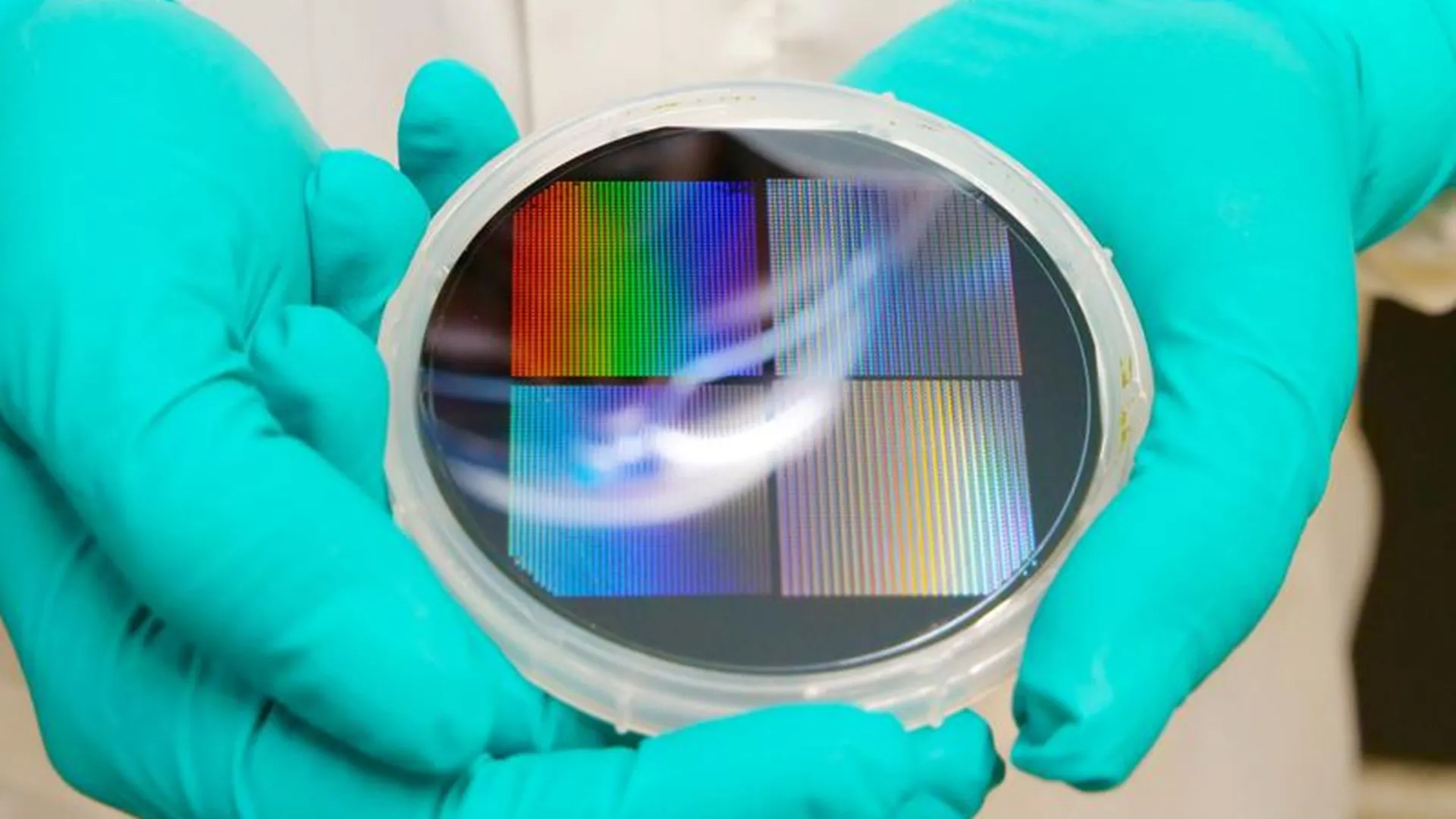 Ultra-fast photonic chips bring scalable quantum computers closer