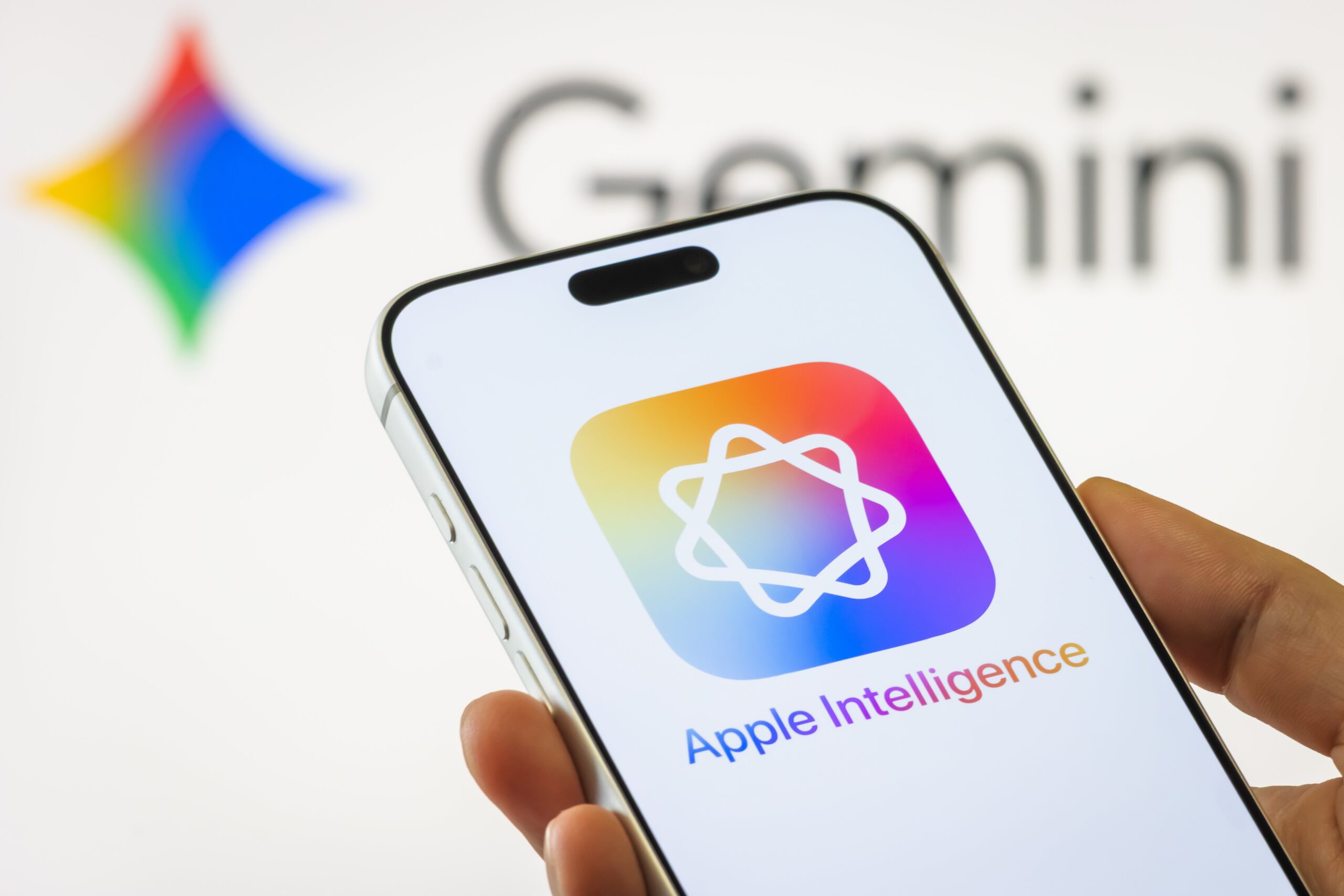 Apple fine tuning Gemini for Siri, independent from Google