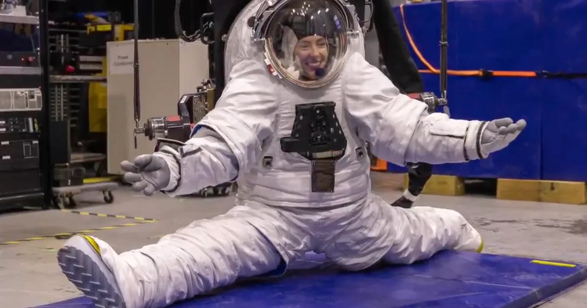 Next-gen lunar spacesuit redefines mobility
