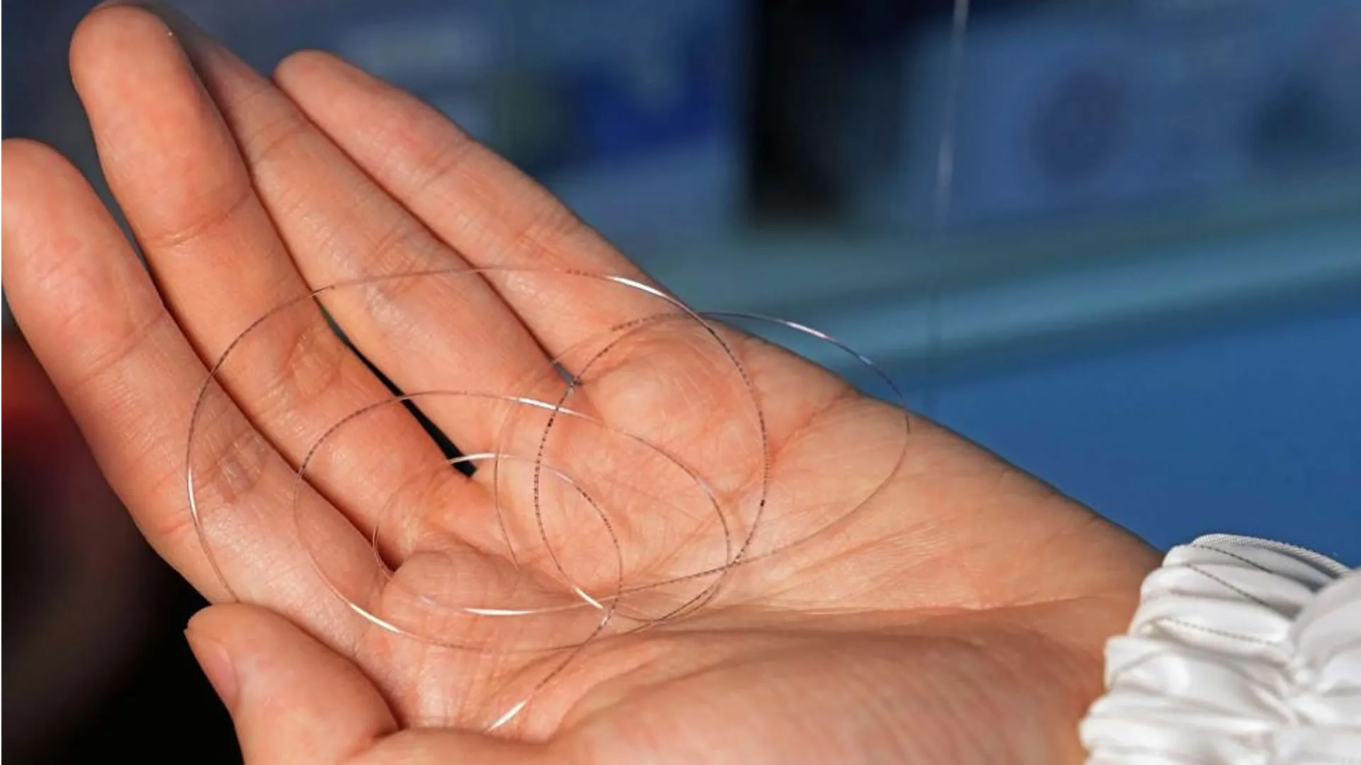 China’s hair-thin chip can survive being run over by a 15.6-ton truck