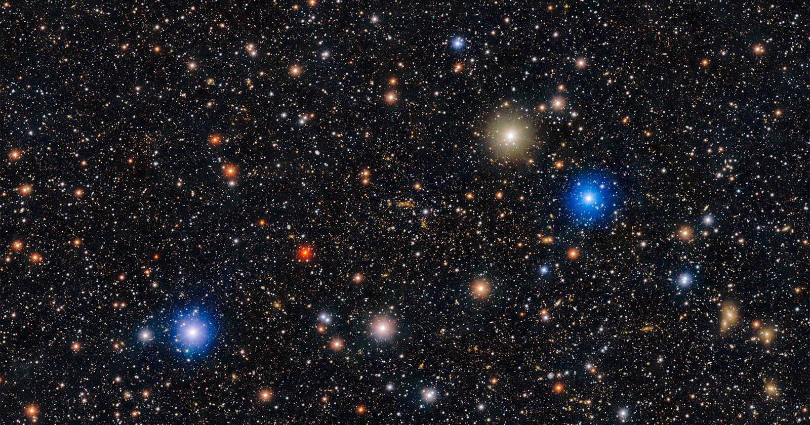 570-Megapixel Dark Energy Camera Unravels Mysteries of the Dark Universe