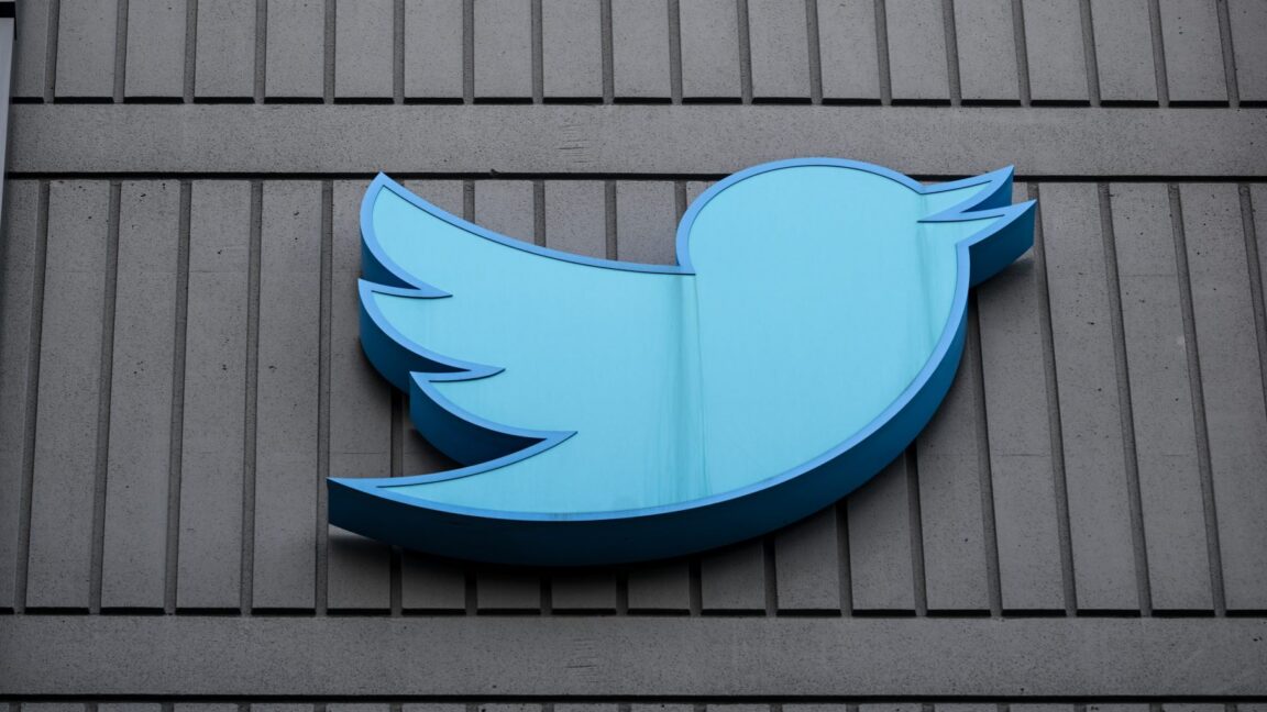 Operation Bluebird wants to relaunch “Twitter,” says Musk abandoned the name and logo