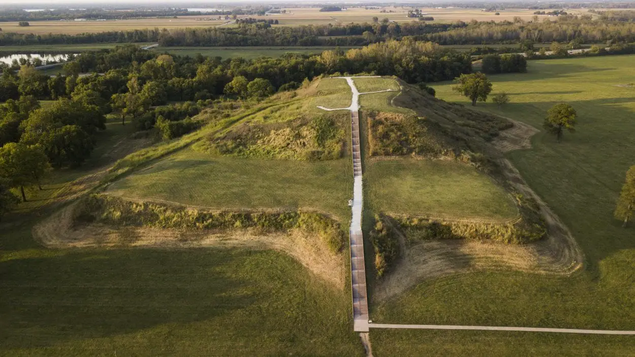 Cahokia Study Reveals Impacts of Climate Change on Human History