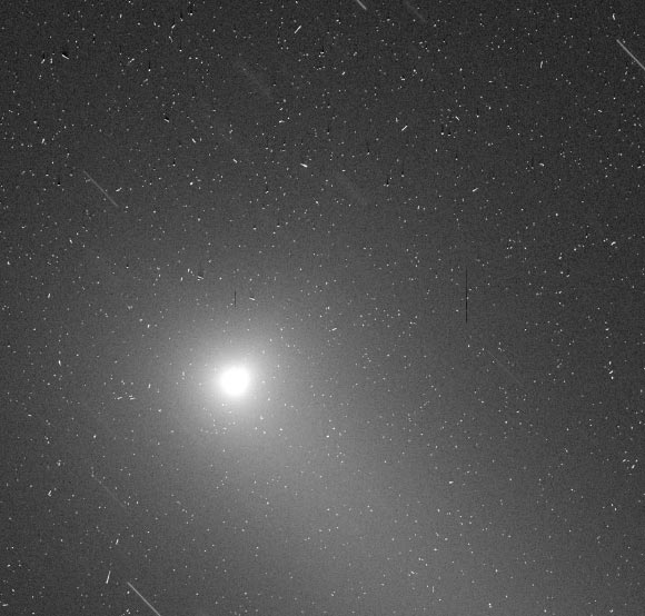 Rare Cosmic Lineup Gives Hubble Close Look at 3I/ATLAS