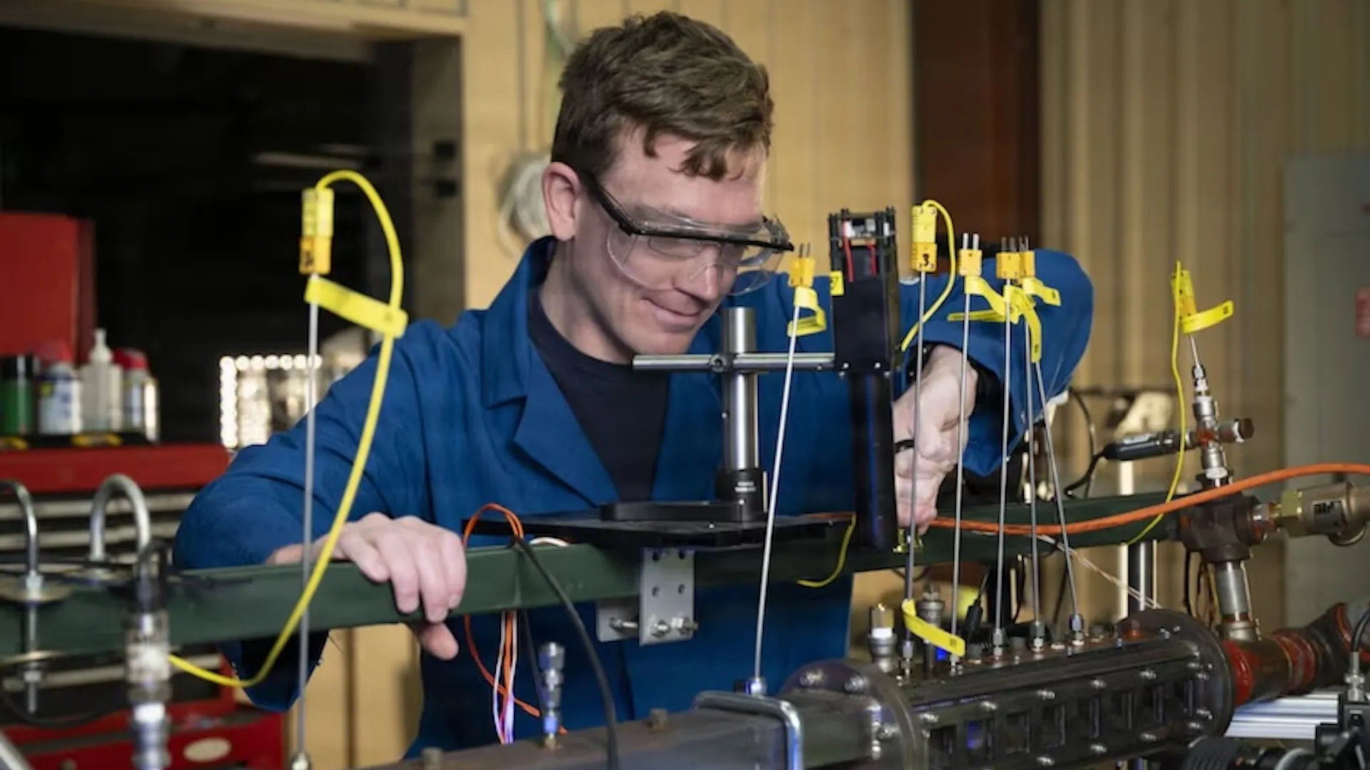 Scientists take first look inside one of world’s most extreme engines