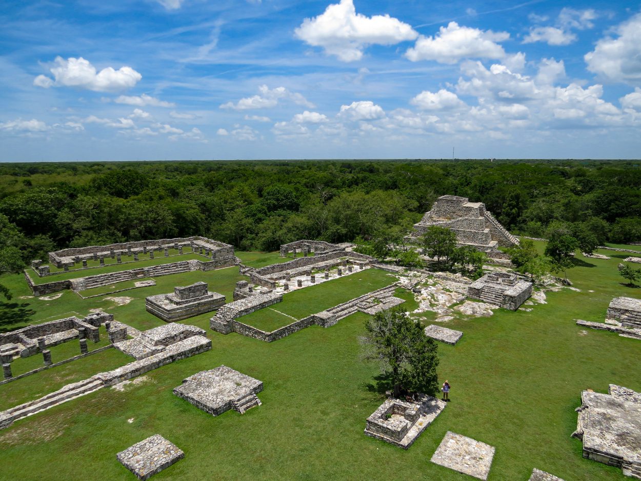 Connections between climate change and civil unrest among the ancient Maya