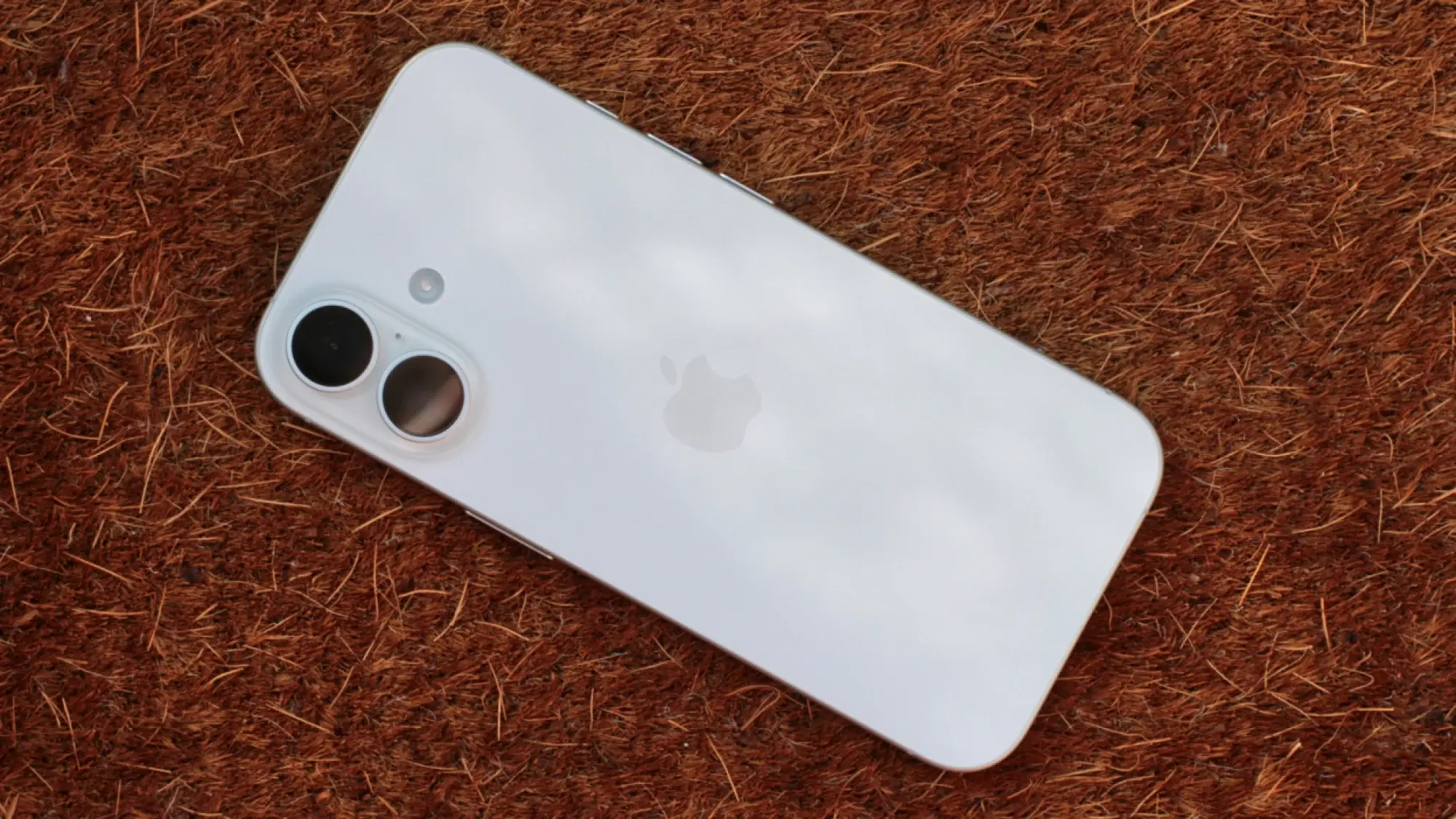 Siri might become an AI chatbot in iOS 27