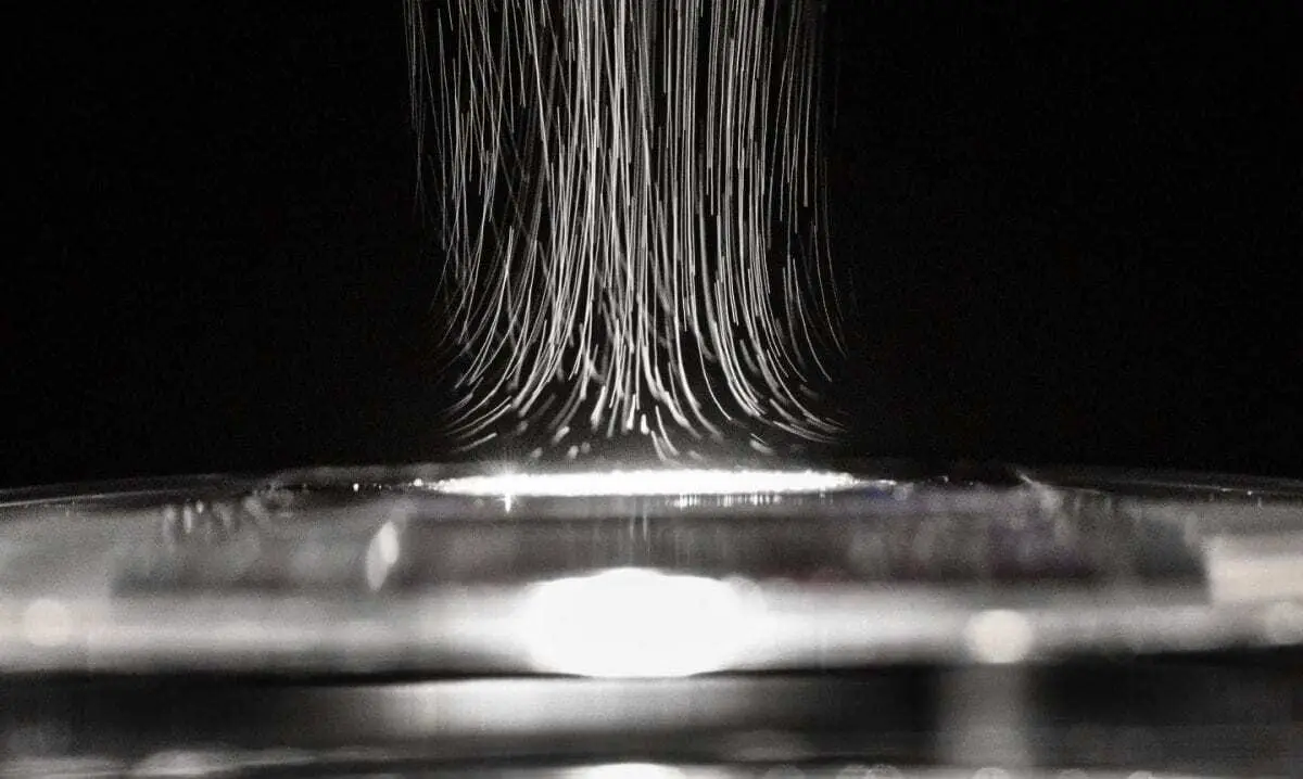 A cheap organic steam generator to purify water