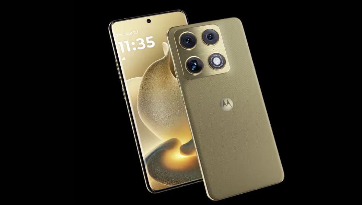 Motorola Signature Launched in India With Snapdragon 8 Gen 5, Triple 50MP Cameras