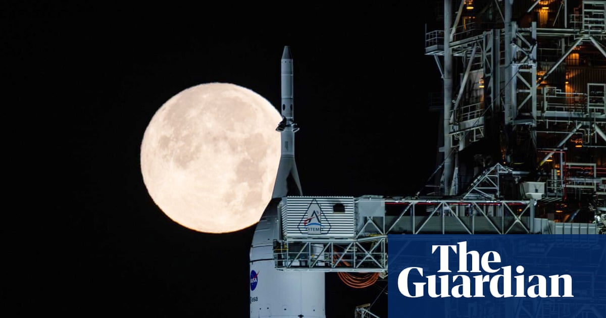 Nasa delays moon rocket launch by a month after fuel leaks during test | Nasa
