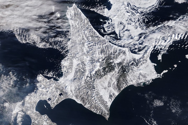 Winter Grips Japan – NASA Science