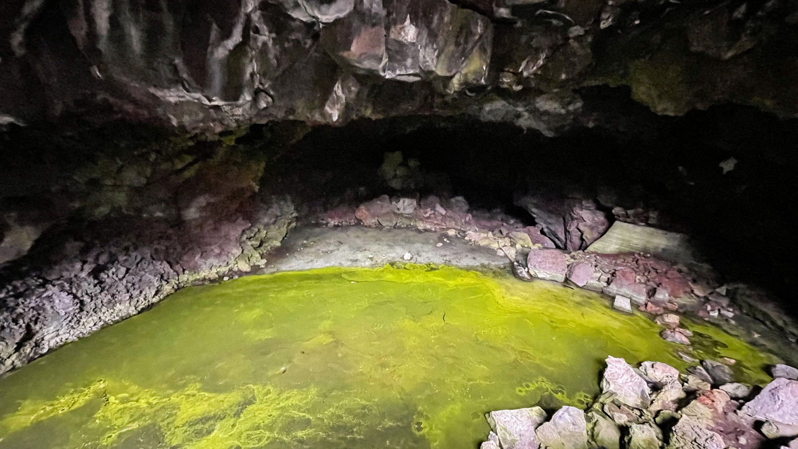Bandera Volcano Ice Cave: The weird lava tube in New Mexico whose temperature is always below freezing