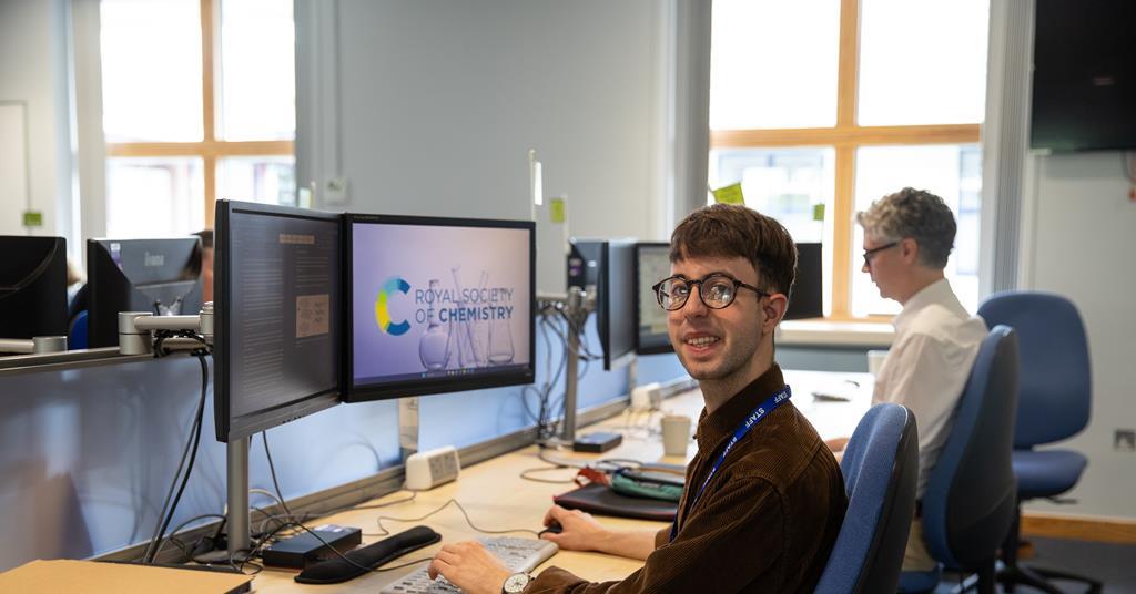 The summer I became a science journalist | Opinion