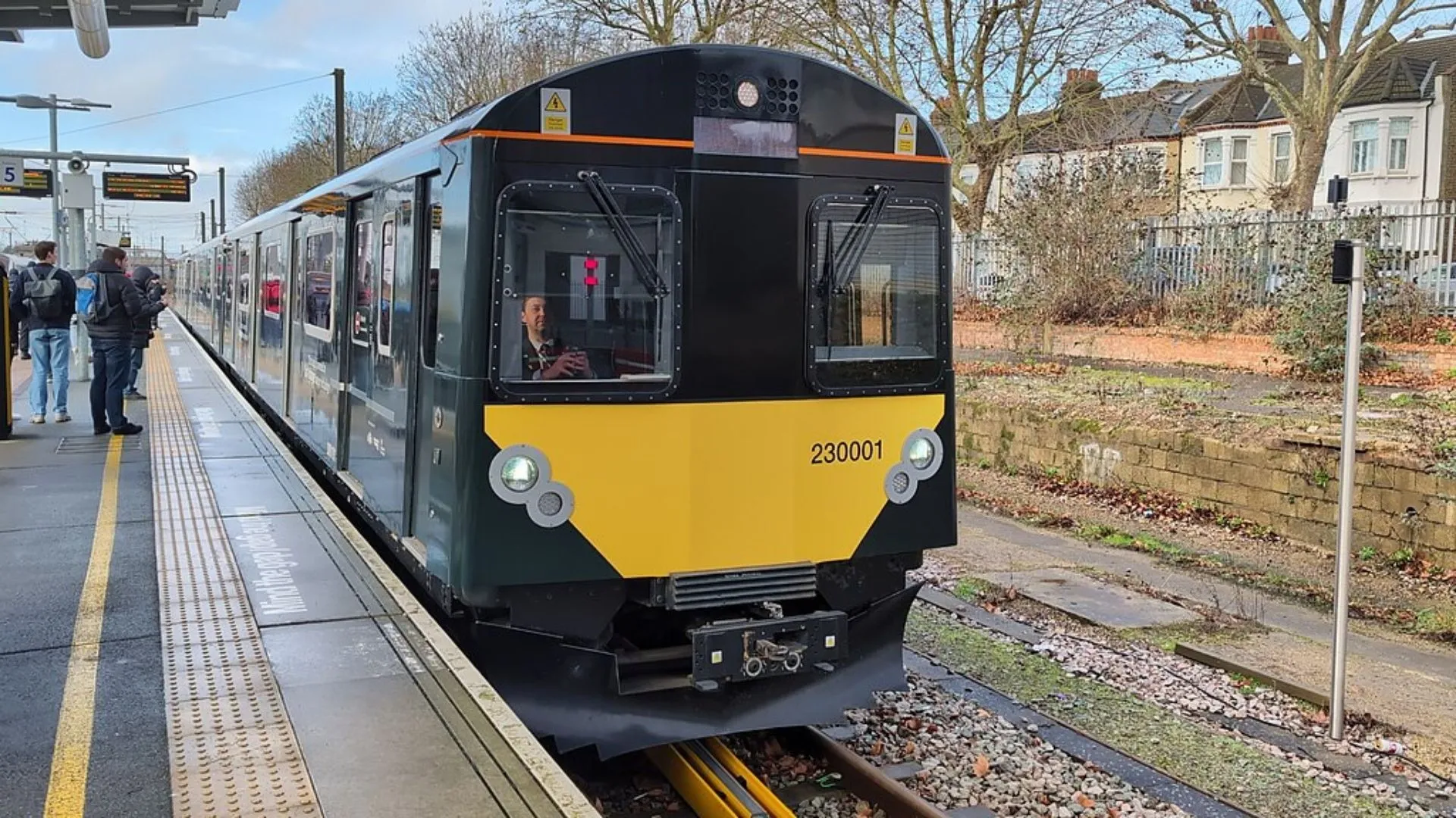 World record-holding battery-only passenger train enters service in UK
