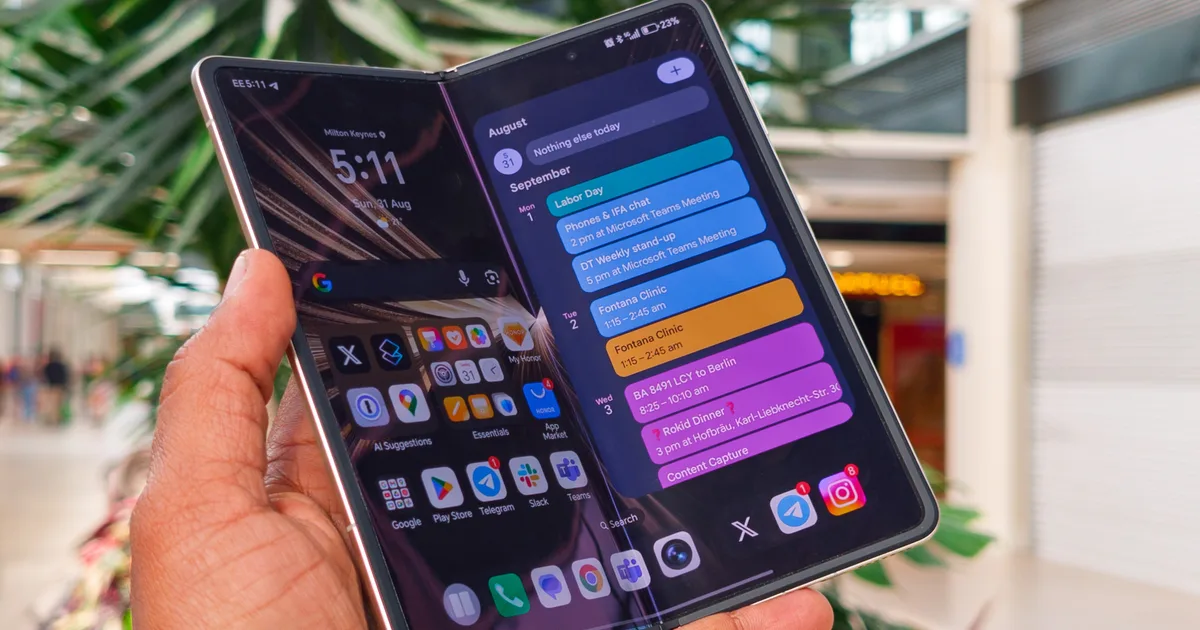 Honor gets its due for innovations as fastest-growing brand ahead of Apple & Samsung