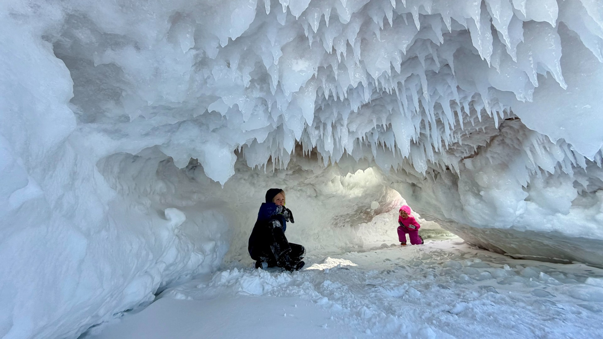 Ice caves forming on the Great Lakes, bringing beauty and danger