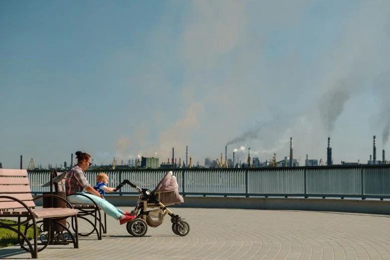 Dirty Air Linked to Higher Alzheimer’s Risk in Massive US Study