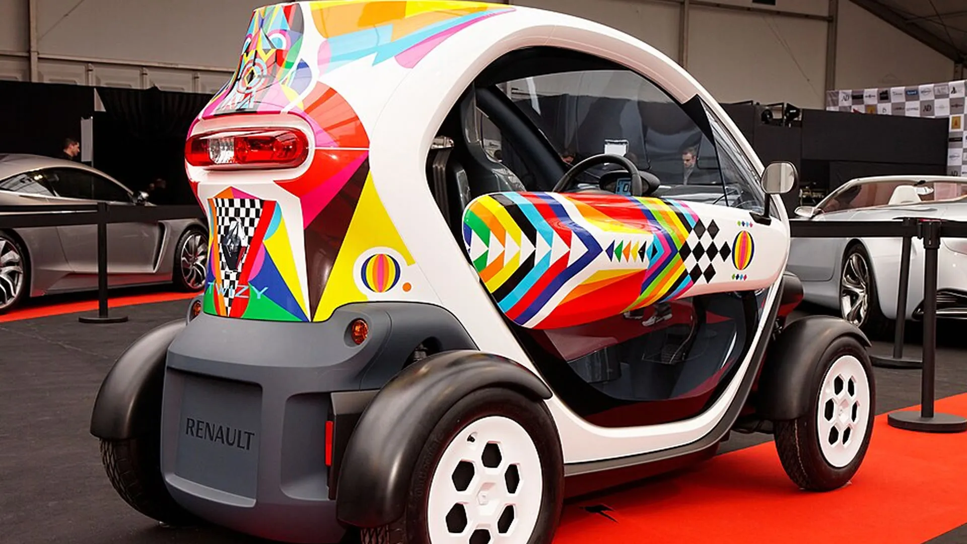 Engineers give tiny Renault Twizy more torque than Lamborghini Aventador