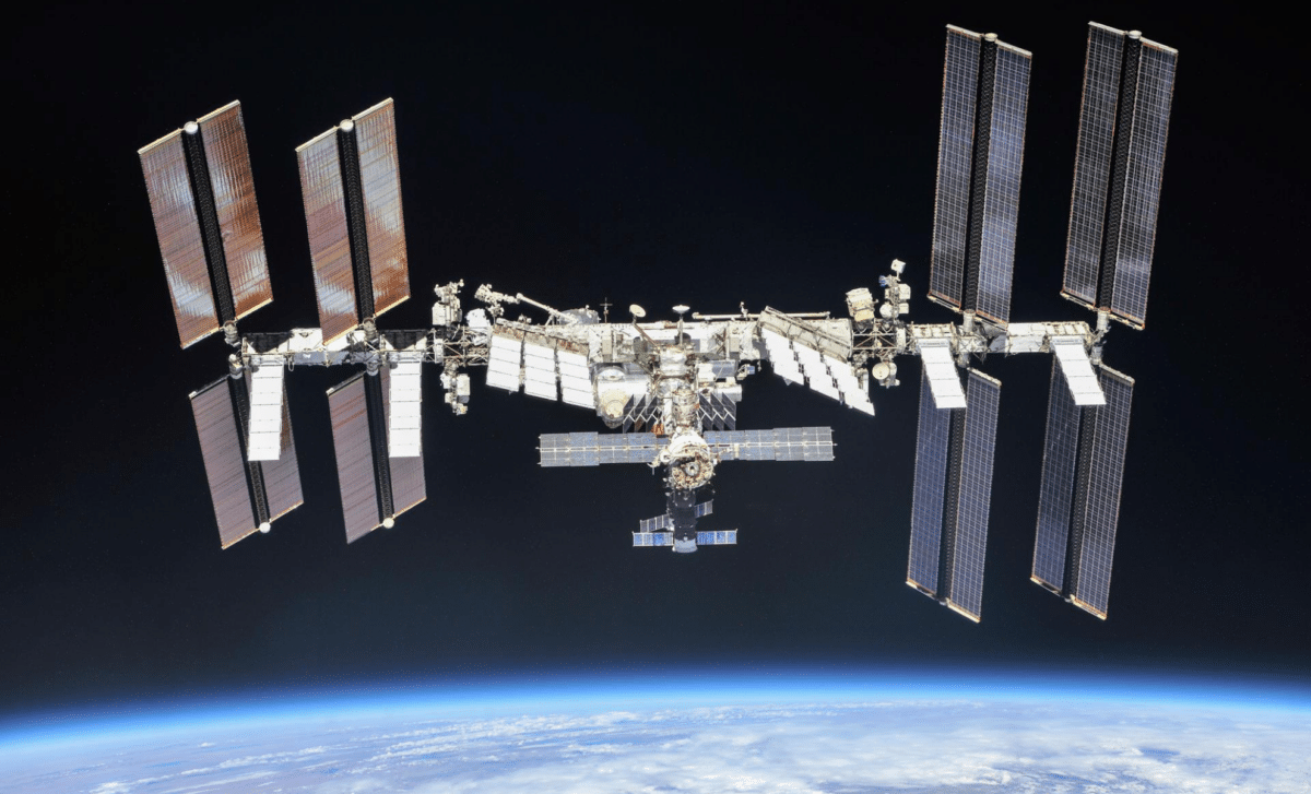 Scientists Find Unexpected Results in Microbial Mining Experiment on the ISS