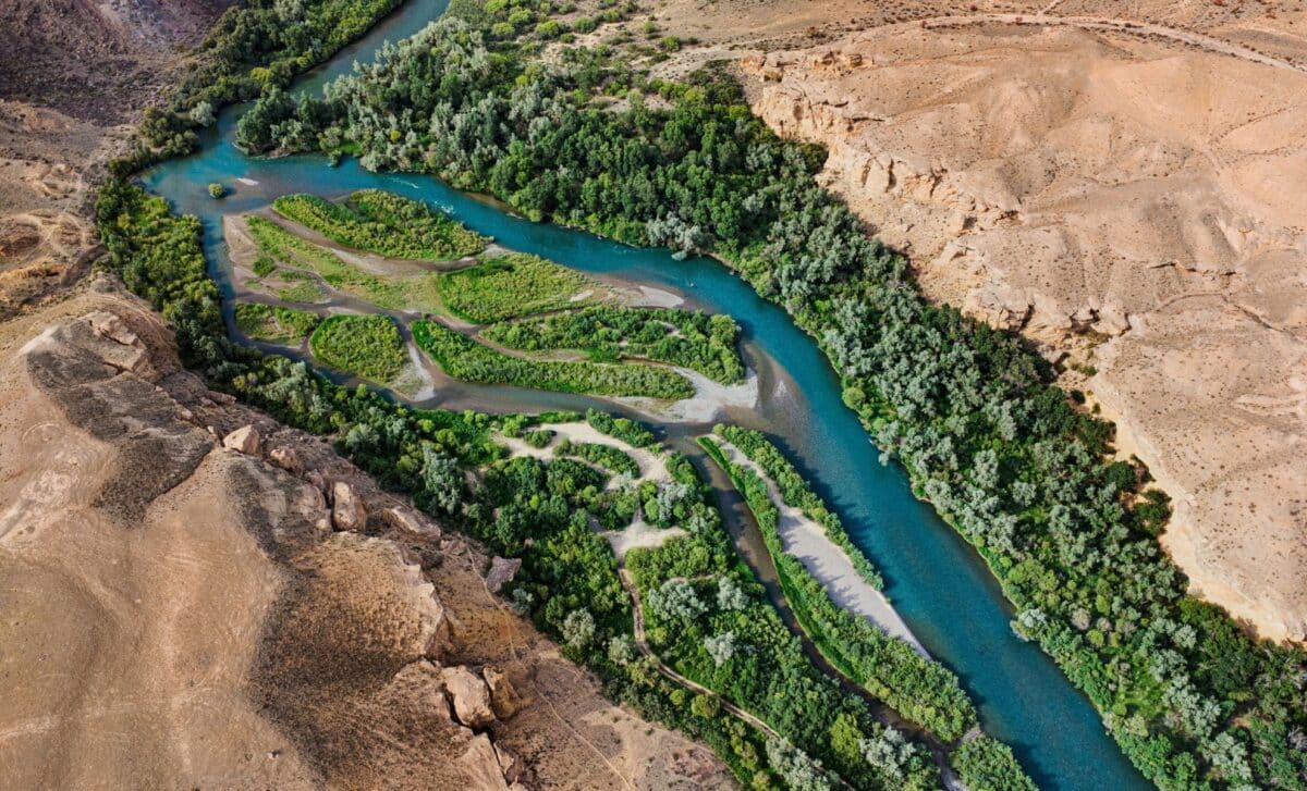 Scientists Reveal Why the Green River Cuts Straight Through One of America’s Biggest Mountains