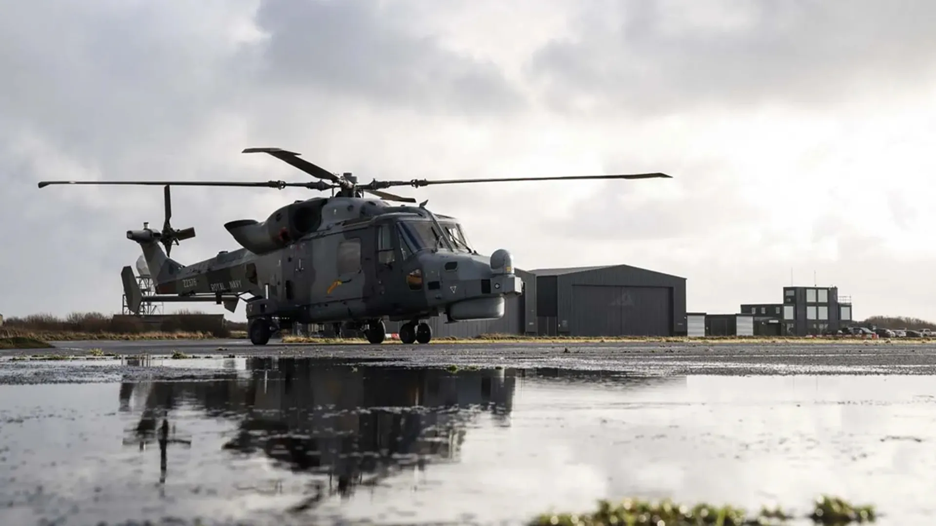 UK helicopter control drones in flight in first hybrid warfare trial