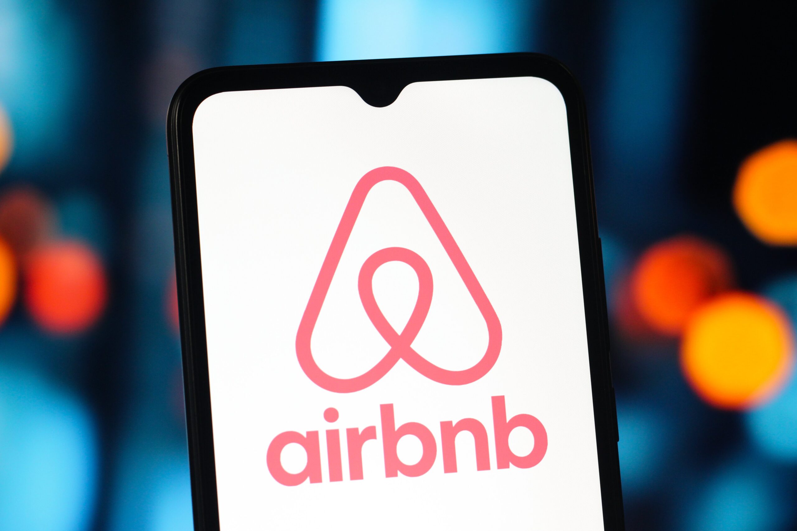 Airbnb is testing AI-powered search to help users with bookings