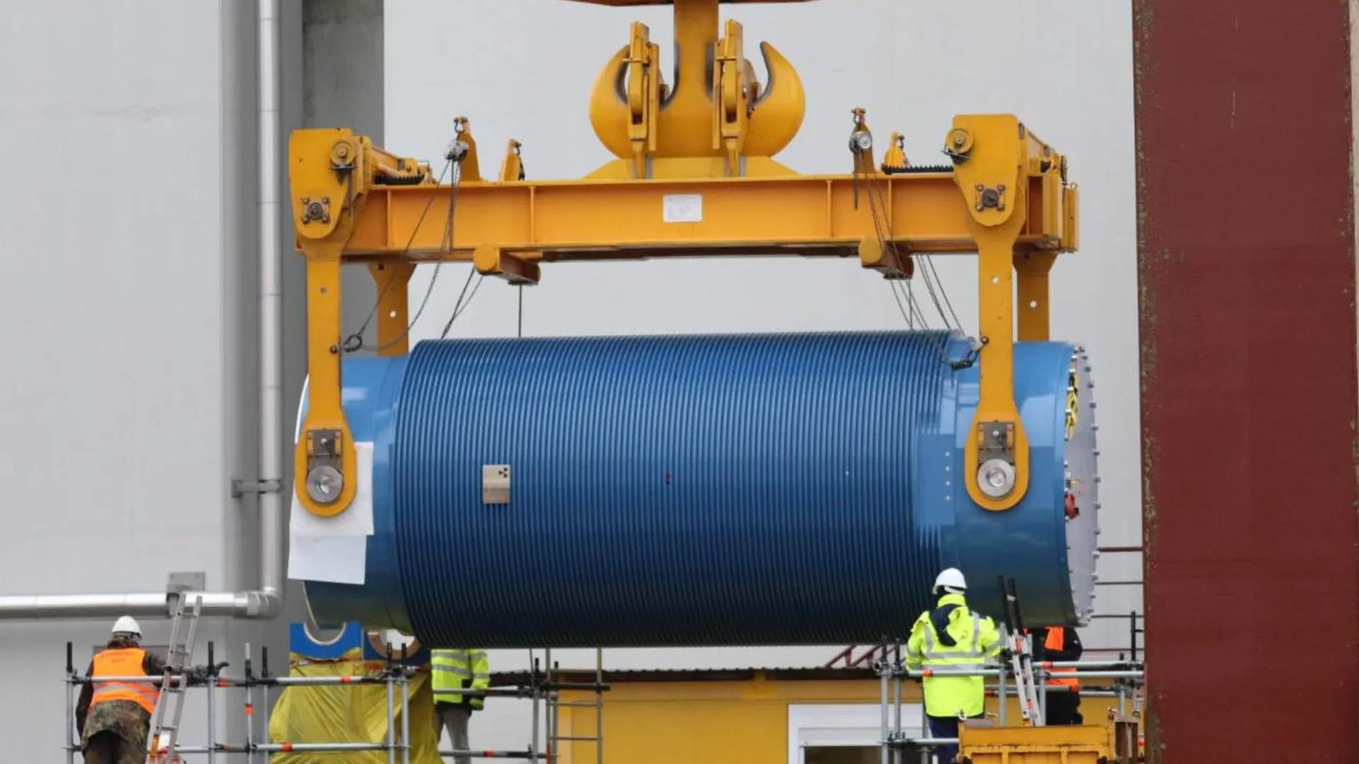 Germany clears 99% radioactivity as nuclear fuel leaves Brokdorf site