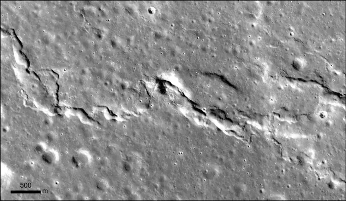 Moon’s Hidden Ridges Reveal Recent Tectonic Activity