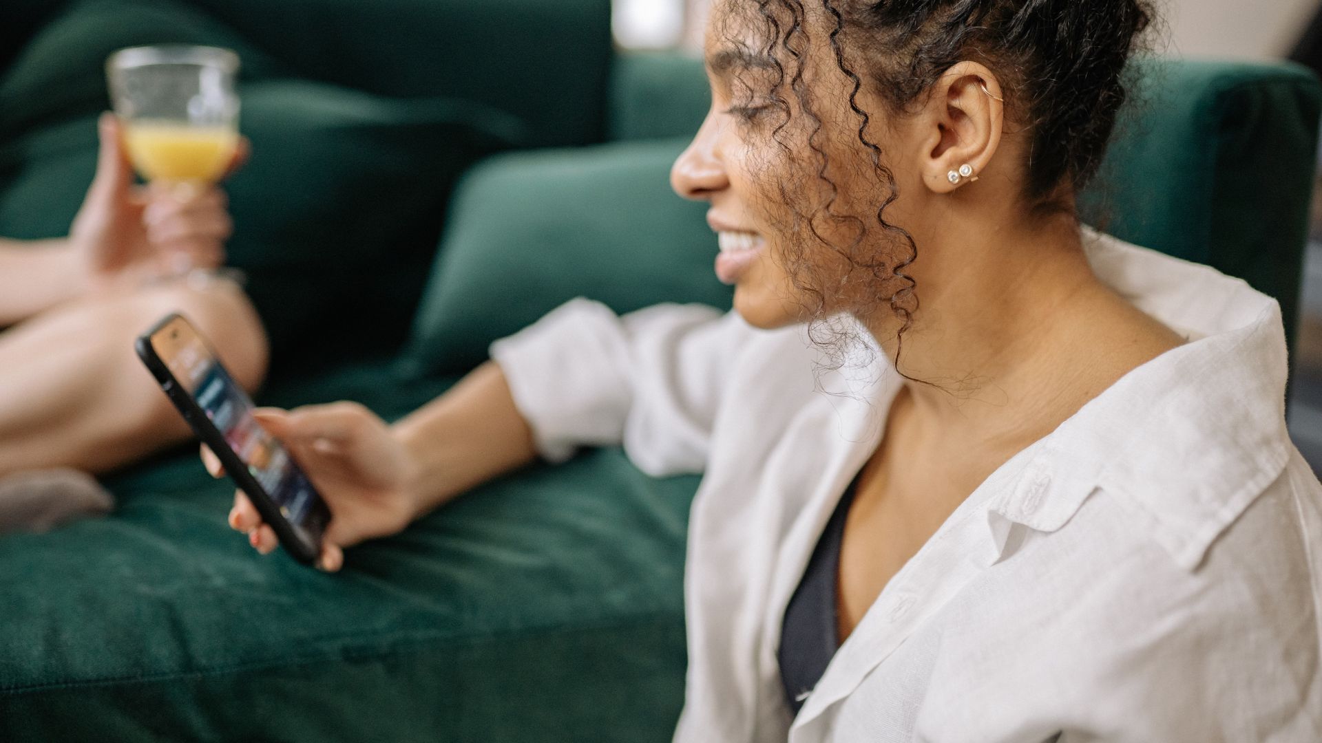 Apple To Reportedly Enter Foldable Phone Market With Rs 2 Lakh Device