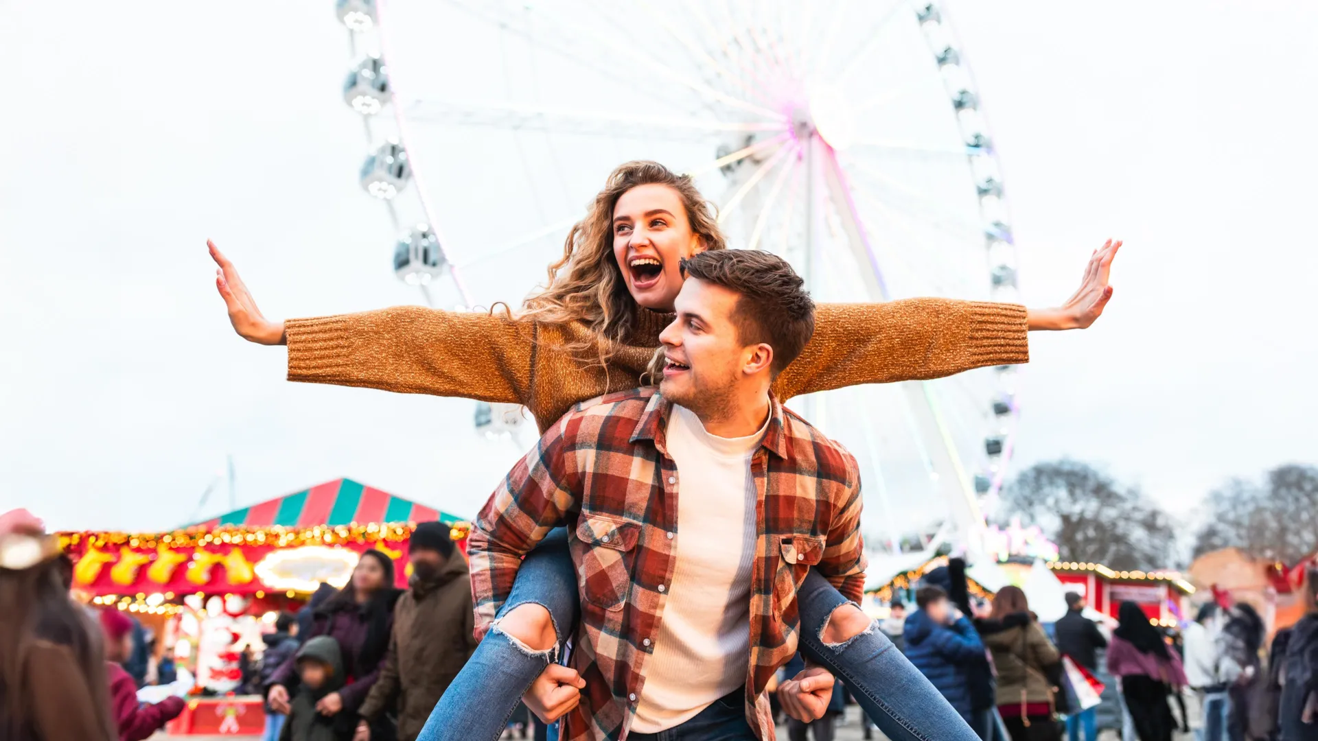 Couples who savor happy moments together have stronger, longer-lasting relationships