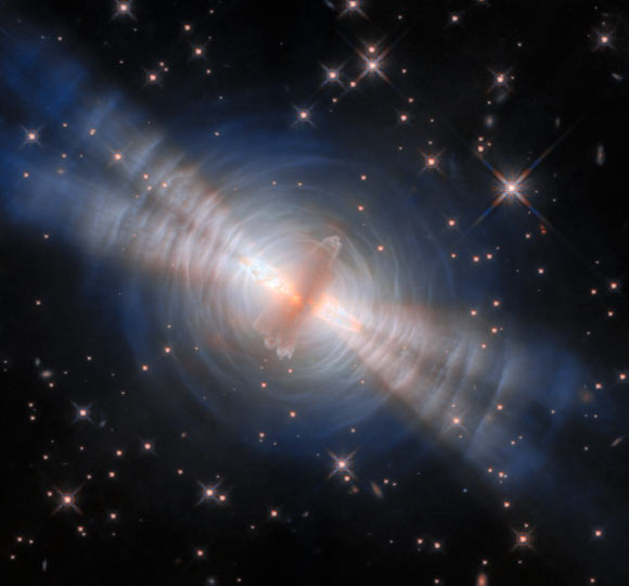 Hubble Captures Clearest View Yet of Egg Nebula