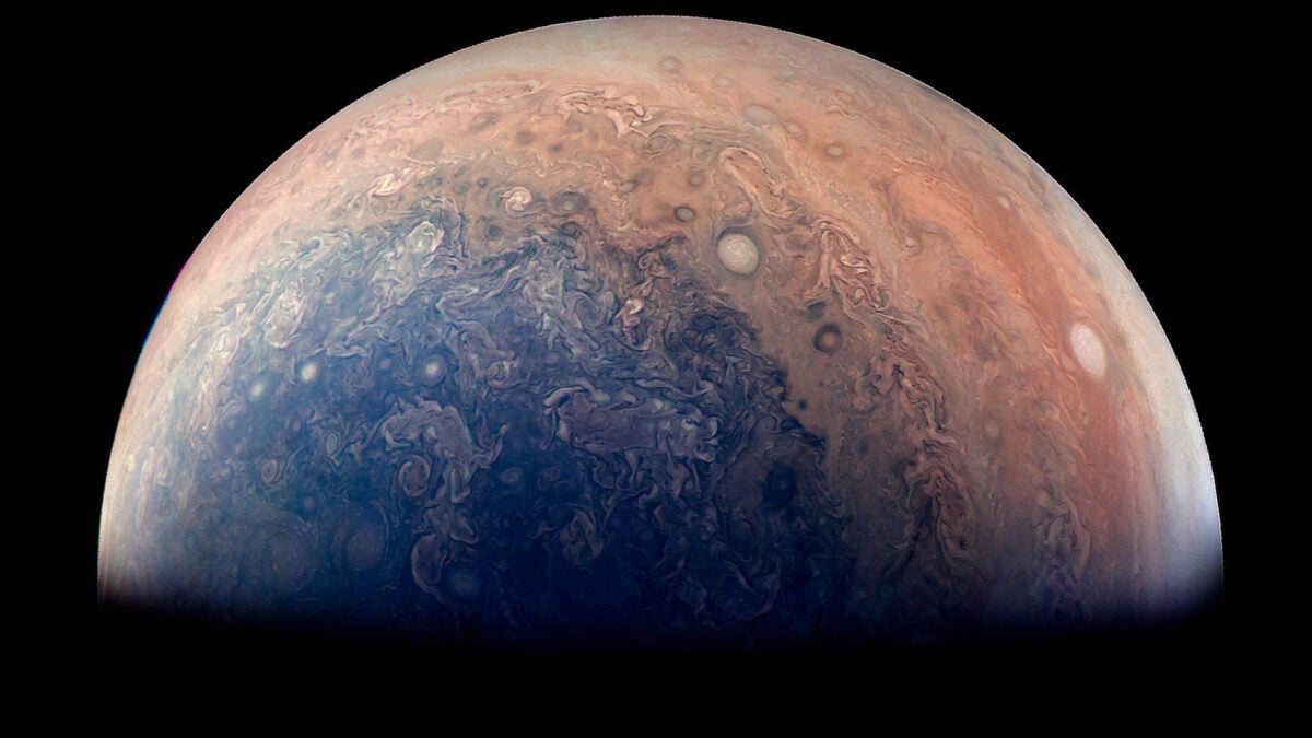 Jupiter’s New Measurements: Flatter, Squashed, Still the Biggest Boy – Gizmodo