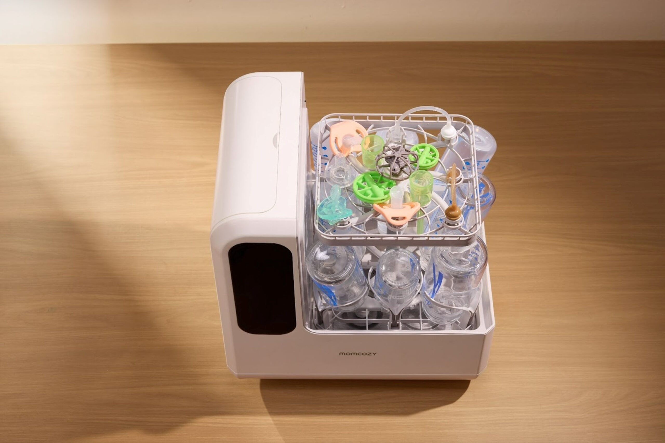 Why Baby Bottle Cleanliness Is More Complex Than It Looks, and How the Momcozy D8 Solves What Manual Cleaning Can’t