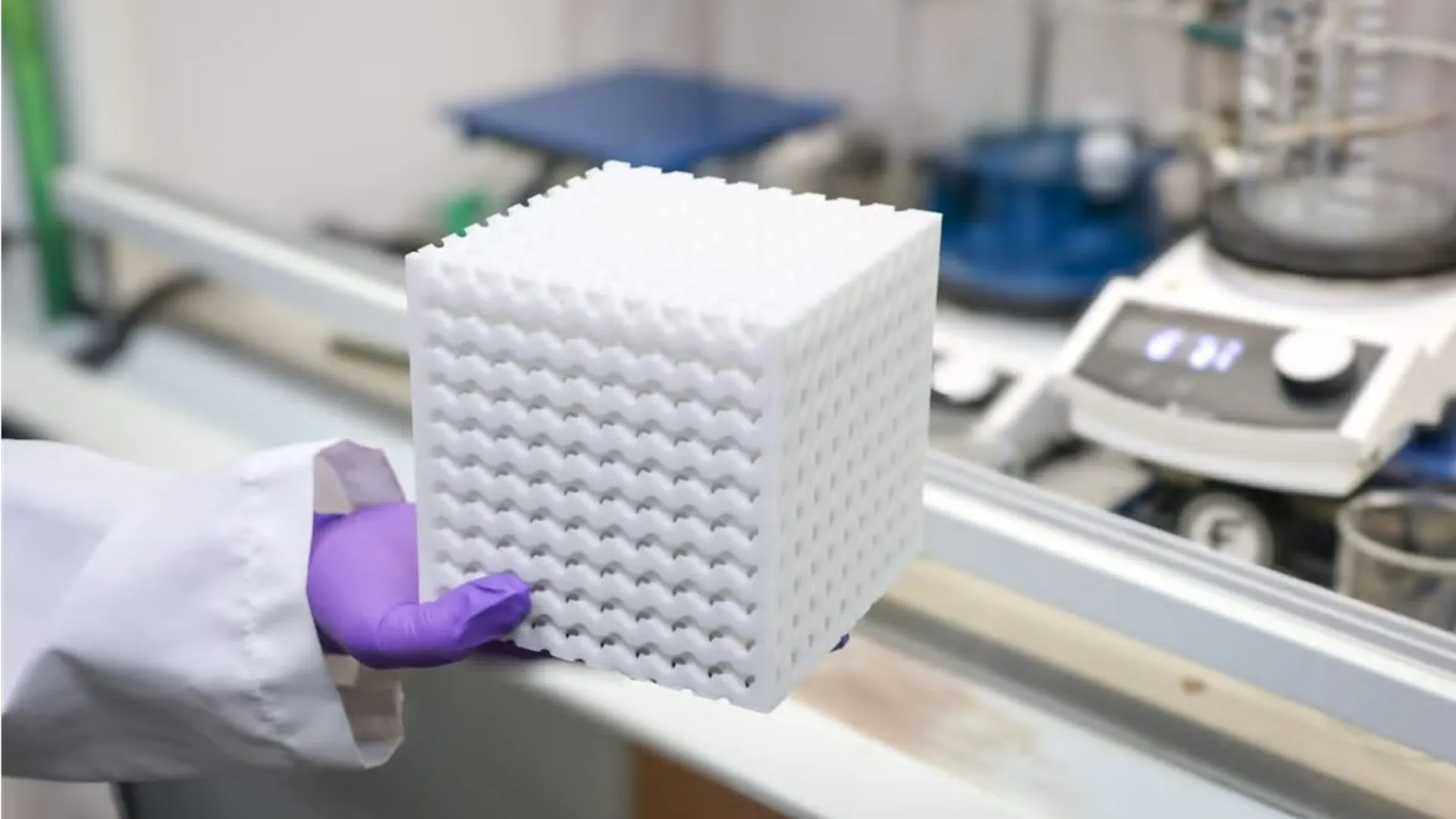 3D-printed system recovers rare earth minerals from industrial waste