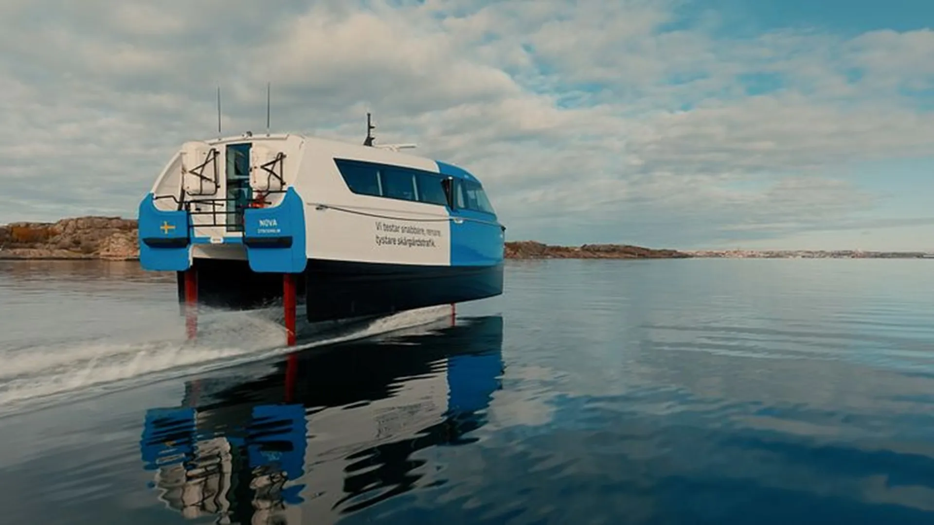 Hydrofoil ferry sets 160-nautical-mile record in longest sea voyage