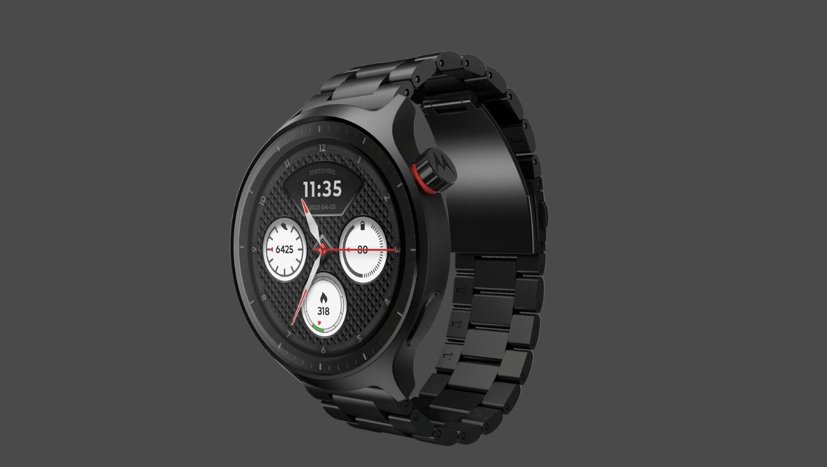 Moto Watch Review: The No-Nonsense Smartwatch