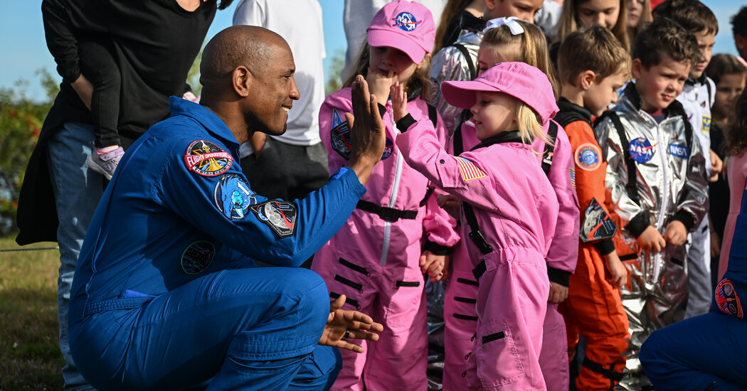 NASA Is Launching Astronauts to the Moon, but Americans Aren’t That Excited