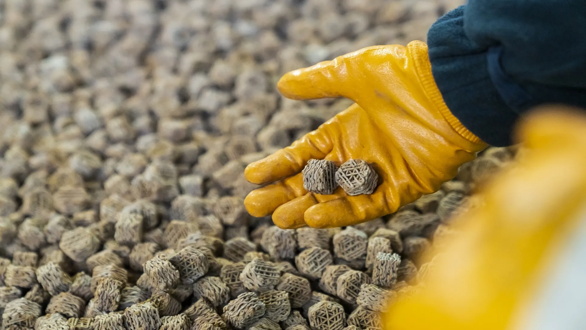 BASF starts world’s first plant to mass-produce 3D-printed catalysts