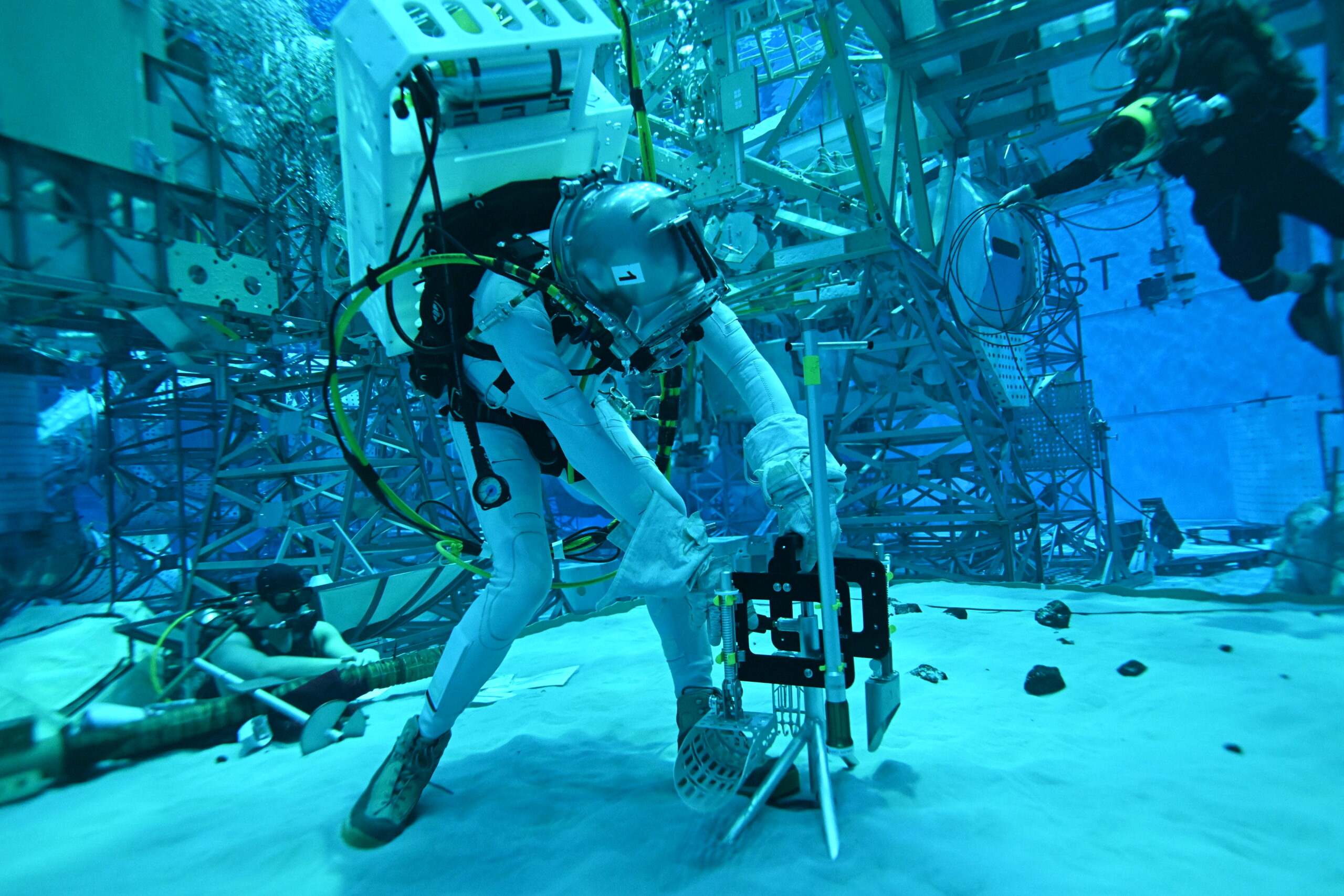 3 Ways Students Can Get Involved With Artemis