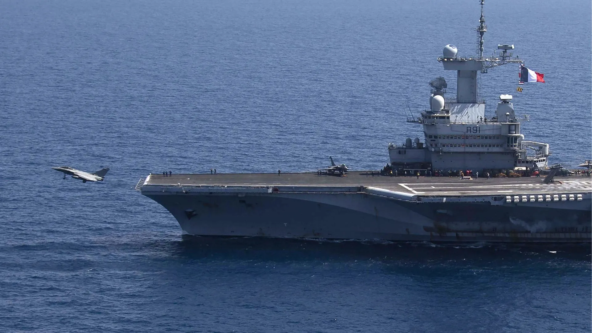 What does France’s nuclear carrier deployment mean for the Iran war?