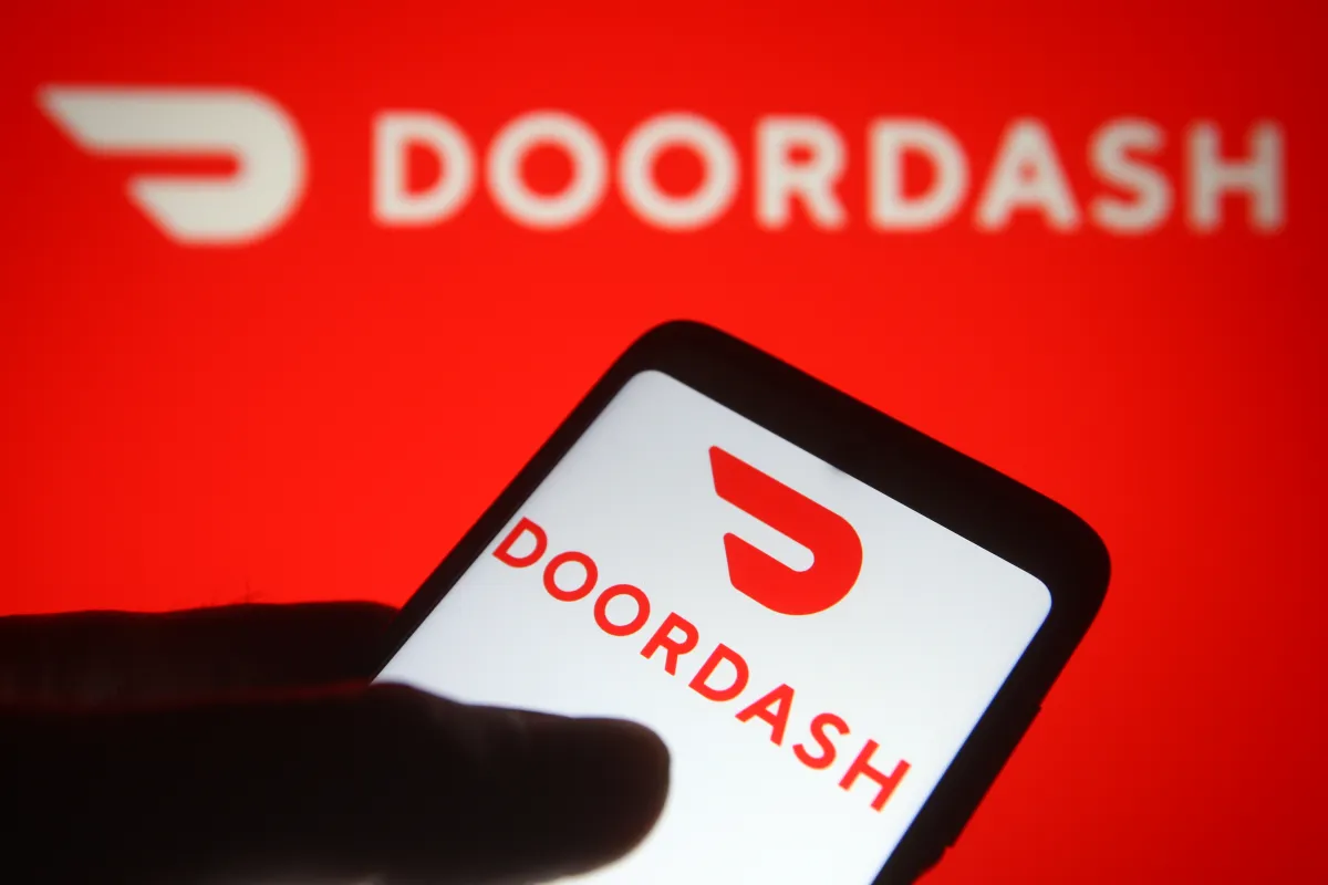 DoorDash launches a new ‘Tasks’ app that pays couriers to submit videos to train AI
