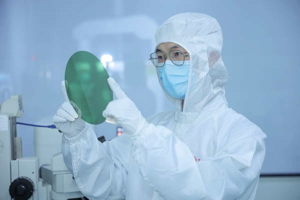 The Iran war disrupts global helium supply and artificial intelligence chip makers